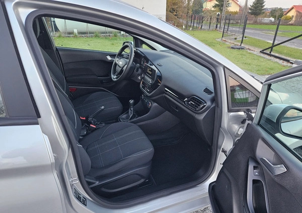 Ford Fiesta cena 42900 przebieg: 91908, rok produkcji 2018 z Kutno małe 596